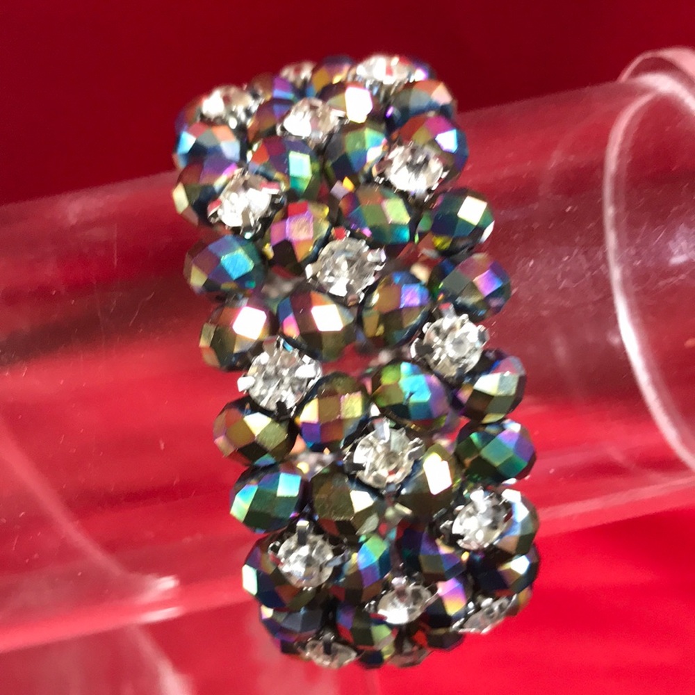 Multicolored Iridescent Stretch Beaded Bracelet